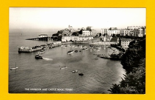 079371 postcard tenby - ,