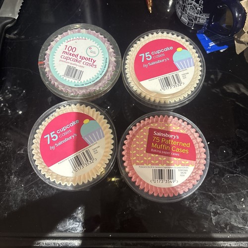 Unbranded cupcake cases - cupcake,