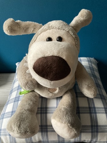 Boofle with daisy flower - boofle,