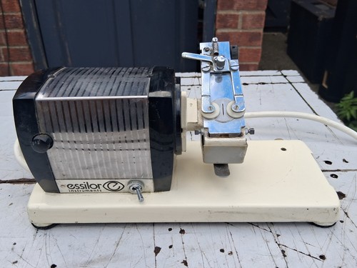 Vintage essilor lens - essilor,