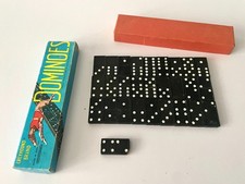 Greyhound Brand, Dominoes