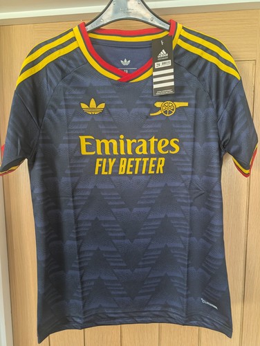 Arsenal away kit 14 years - arsenal,