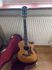 taylor 814ce  DLX guitar