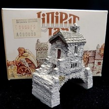 Lilliput Lane Bridge House