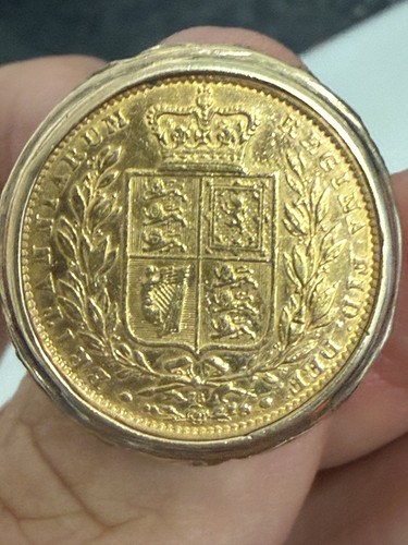 Victorian full gold sovereign - full,