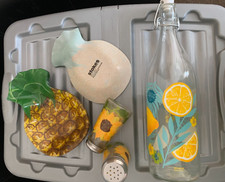 BEAUTIFUL 4 SERVING SWEET DISH BOWLS,SALT & PAPER POTS,JUICE BOTTLE PICK UP ONLY