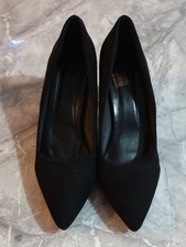 Black Pointed Toe Block Heel Court Shoe Size 7/41
