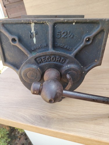 Record 2 wood - record, no