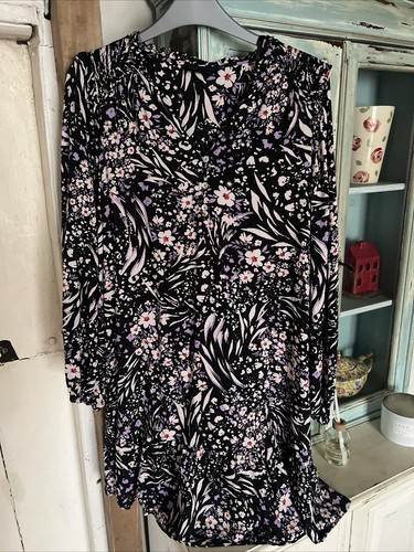 Ladies size marks - size, 10