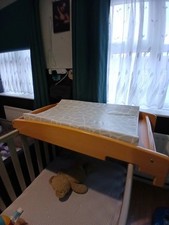 Mamas and Papas Oak Cot-Top Changer With Anti-Roll Changing Mat