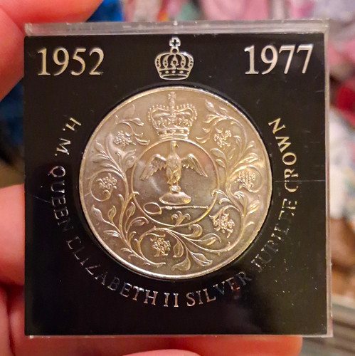 1977 queen elizabeth - queen,
