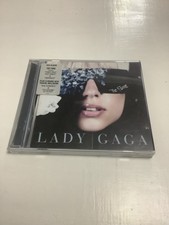 LADY GAGA 2009 DOUBLE CD ALBUM “THE FAME MONSTER” NEAR MINT CONDITION