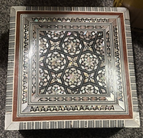 Mother pearl wooden inlaid - mother, of