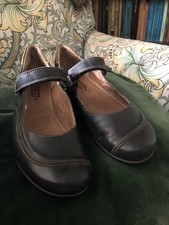 PIKOLINOS Black and Brown Leather Mary Jane Shoes Size 7/41