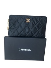 CHANEL COMPLIMENT WALLET