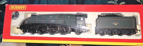 Hornby r2266 gauge - hornby, green