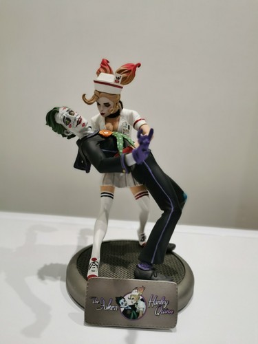 Bombshells statue joker - statue:,
