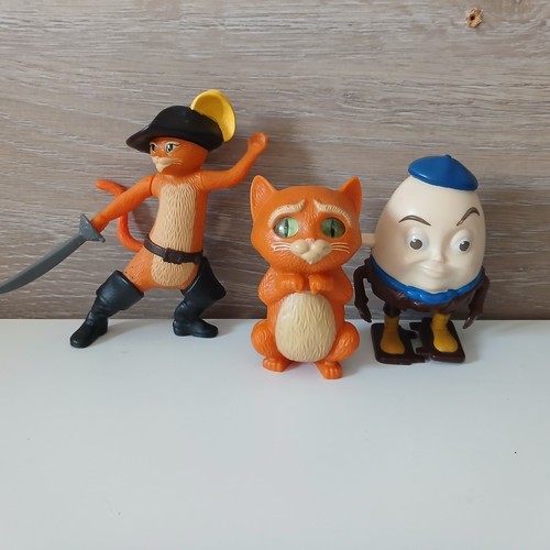 Mcdonalds puss boots 2011 - mcdonalds, in