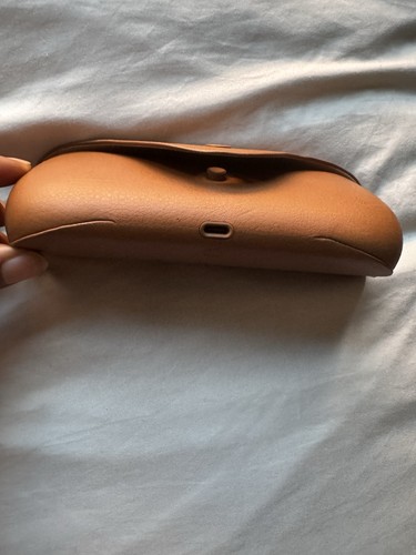 Rayban meta glasses - glasses, charging