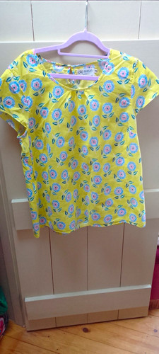 Seasalt yellow old - yellow, house