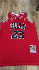 Chicago Bulls Michael Jordan #23 NBA Swingman Jersey T-shirt - Red