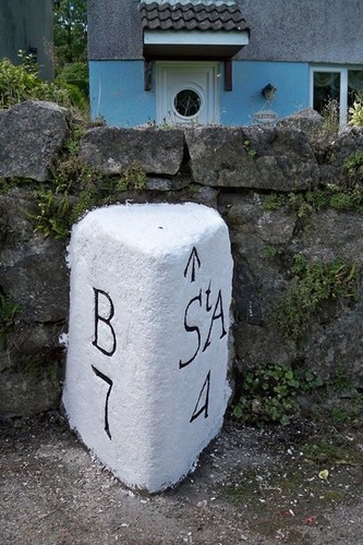 Photo 6x4 old milestone - photo,