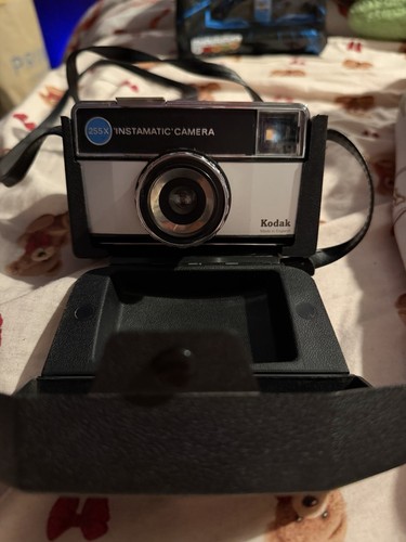 Kodak instamatic camera 255x - kodak,