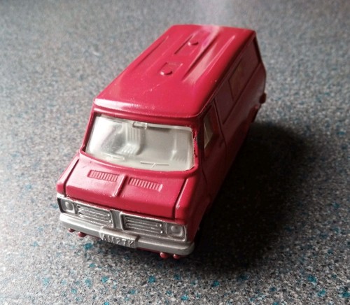 Dinky toys 410 bedford - no,