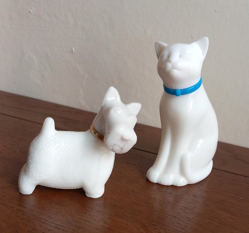 Vtg avon milk glass perfume - vtg,