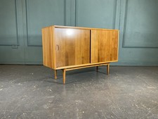 Small Midcentury Heals