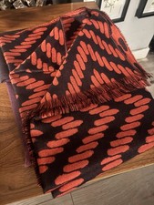 Johnston of Elgin patterned woollen scarf