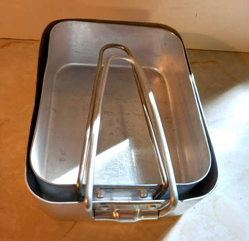 Army style mess tins - style,