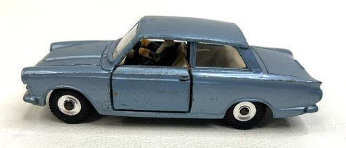 Dinky toys 139 - consul,