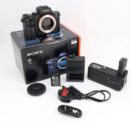 Sony alpha 24 3mp - alpha, 24.3mp