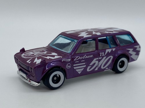 Hot wheels datsun bluebird - '71,