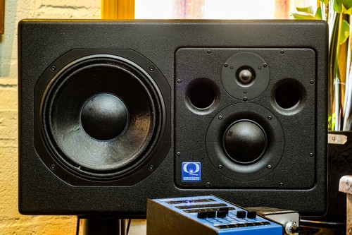 Quested v3110 active studio - quested,