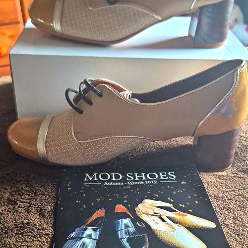 Mod shoes two tone - two-tone, retro