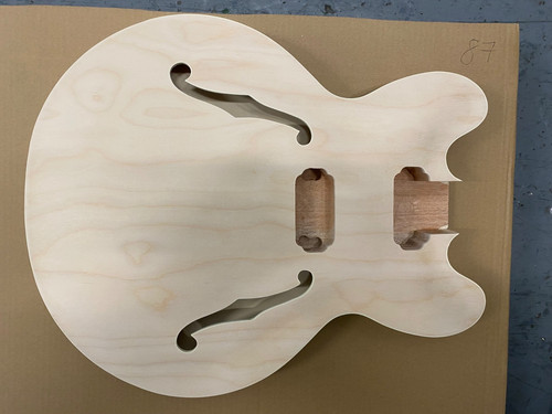 Electric guitar body red - body,,