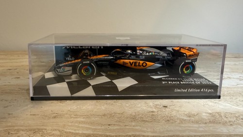 Minichamps mclaren f1 - 1:43,