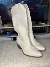 Women’s Classic Western