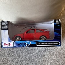 MAISTO 1:24 1994 FORD ESCORT