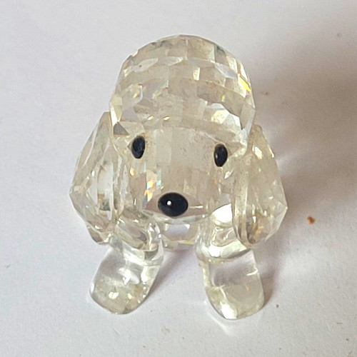 Unmarked clear faceted crystal - unmarked,