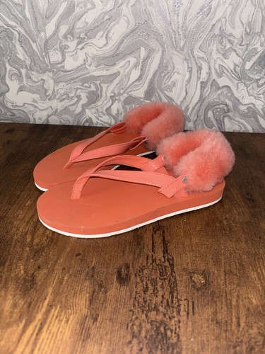 Brand new ugg laalaa - new,