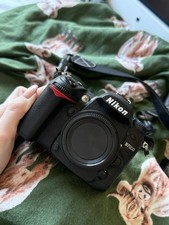Nikon d7000 dslr camera - nikon,