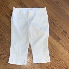 HANNAH Boutique Embroidered