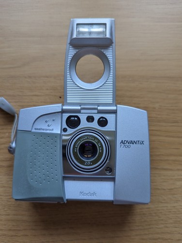 Kodak advantix film camera - kodak,