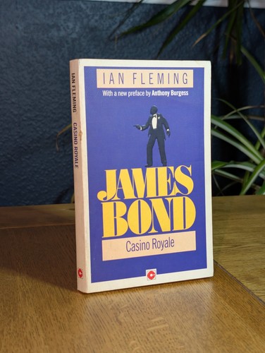 Casino royal ian fleming - royal,