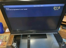 Sony Bravia TV KDL 32S3000 LCD