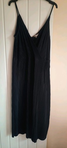 Pleat dress black size - h&m,