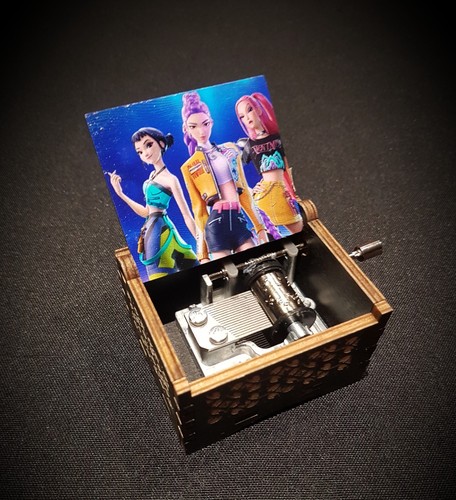 Huntrix wooden music box - huntrix,